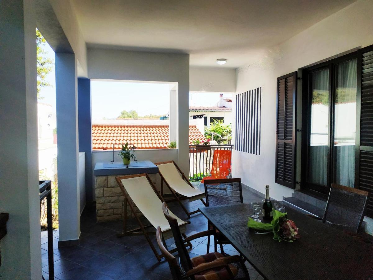 Apartment Lavanda Nova Ražanj Eksteriør billede