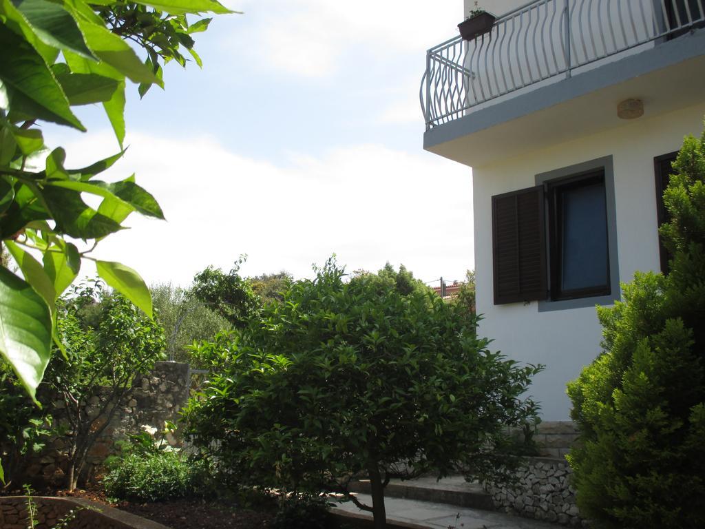 Apartment Lavanda Nova Ražanj Eksteriør billede