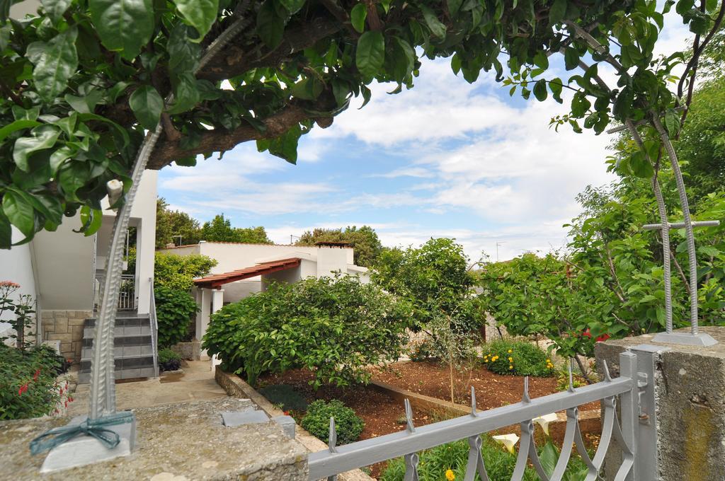 Apartment Lavanda Nova Ražanj Eksteriør billede