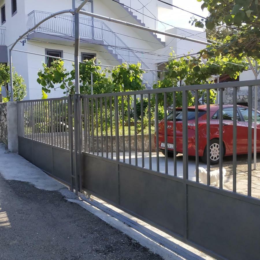 Apartment Lavanda Nova Ražanj Eksteriør billede